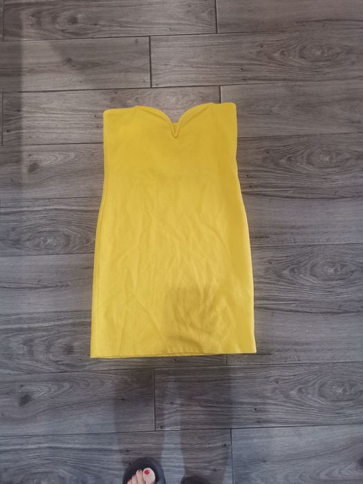 Śliczna Żółta sukienka bez ramiączek hm s/m