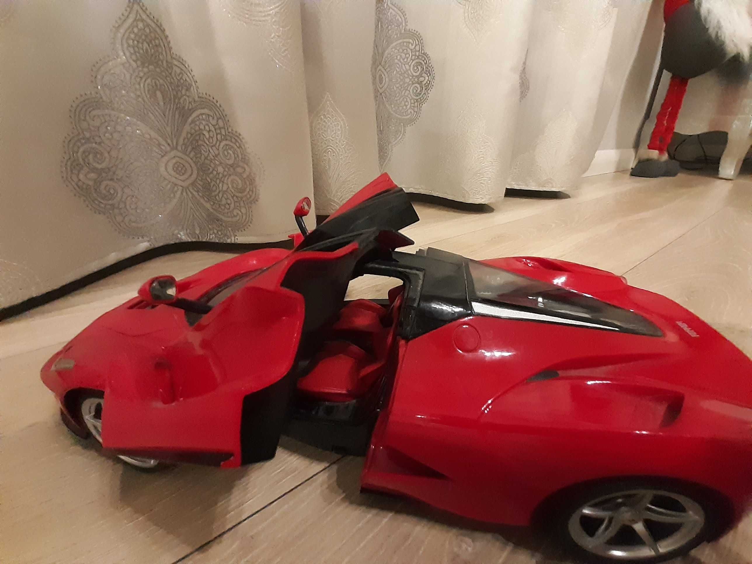Autko Ferrari na pilota, świeci, jedzie, cofa, na baterie, cena 100zl