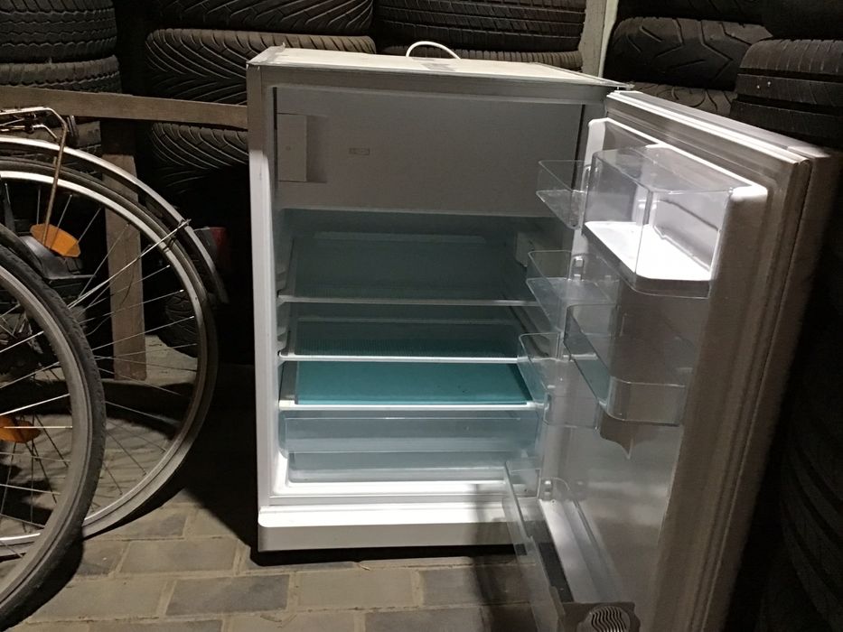 Холодильник привезен из Германии,