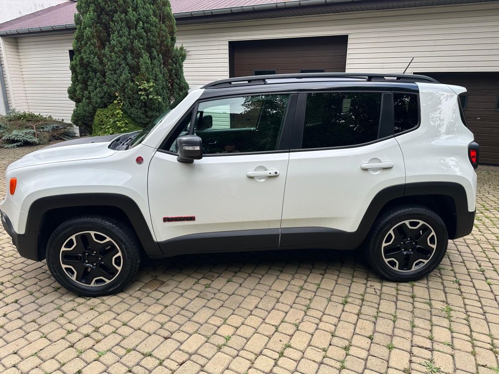 Jeep Renegade Trailhawk 4x4 2,4 benzyna 185KM
