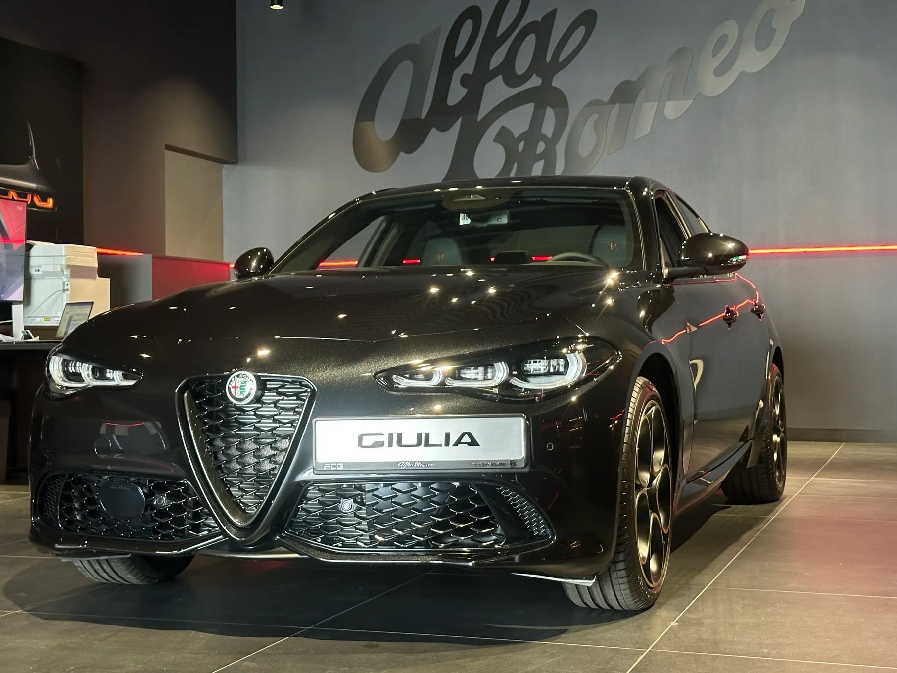 Alfa Romeo Giulia Intensa Q4