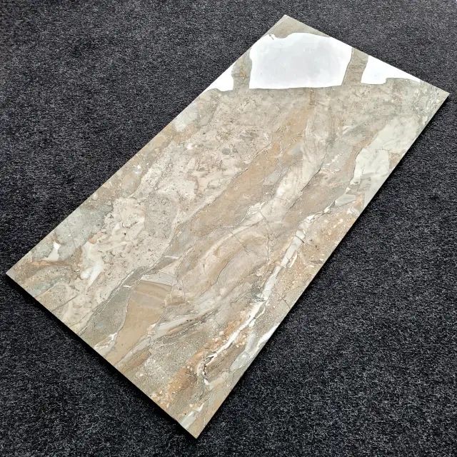 Plitkar! Професійне укладання плитки з гарантією якості.