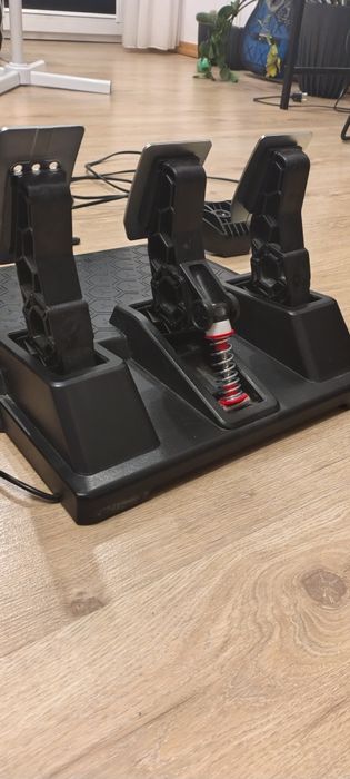 Kierownica Thrustmaster T248 PC/PlayStation Praktycznie nowa