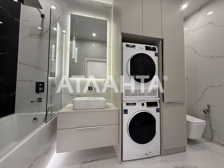 Краснова/61 Жемчужина. 2-х ком. с видом на иподром.