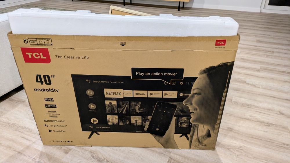 Vendo TV Tcl de 40", modelo 40ES568 em excelente estado - Android Tv