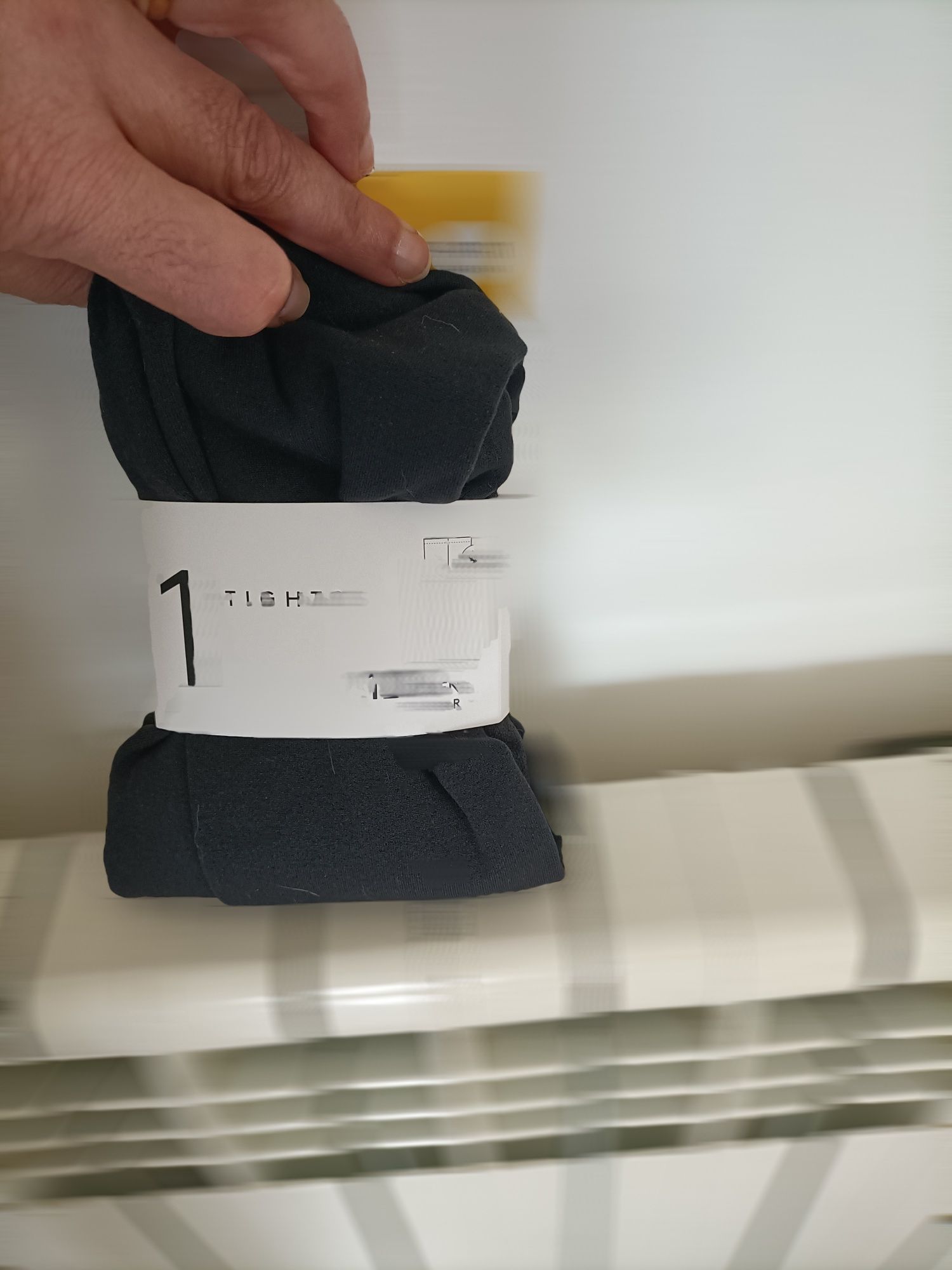 Meia calça preta polar de criança.