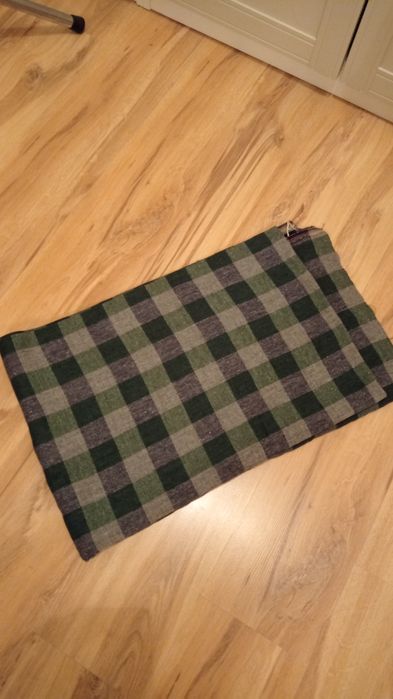 Gruby materiał w kratę