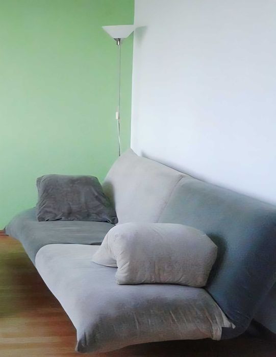 Kanapa rozkladana. Wersalka . Łozko. Sofa