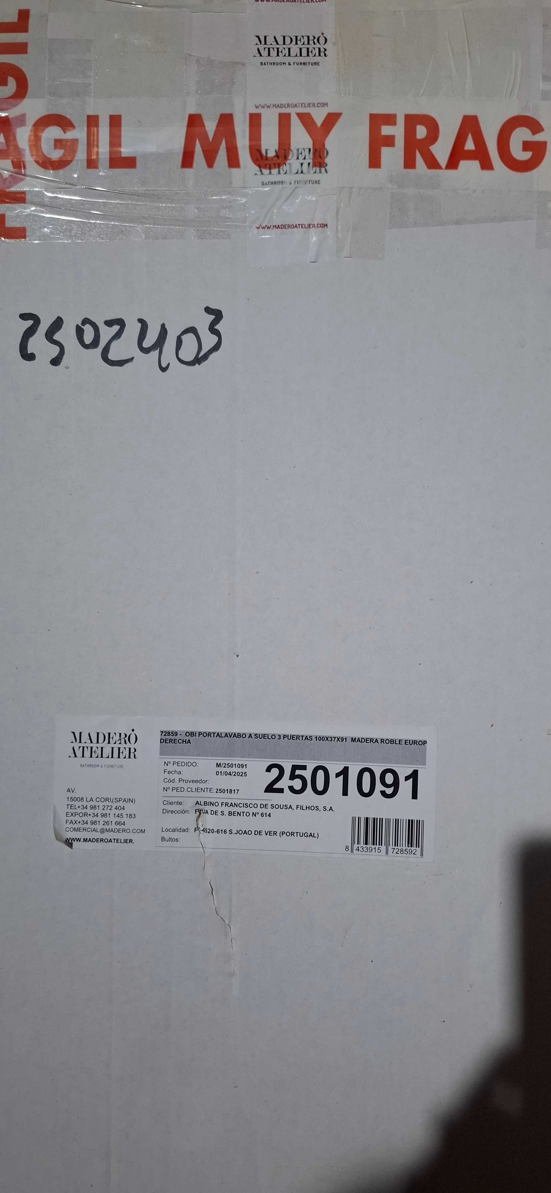Vendo móvel wc com lavatório integrado