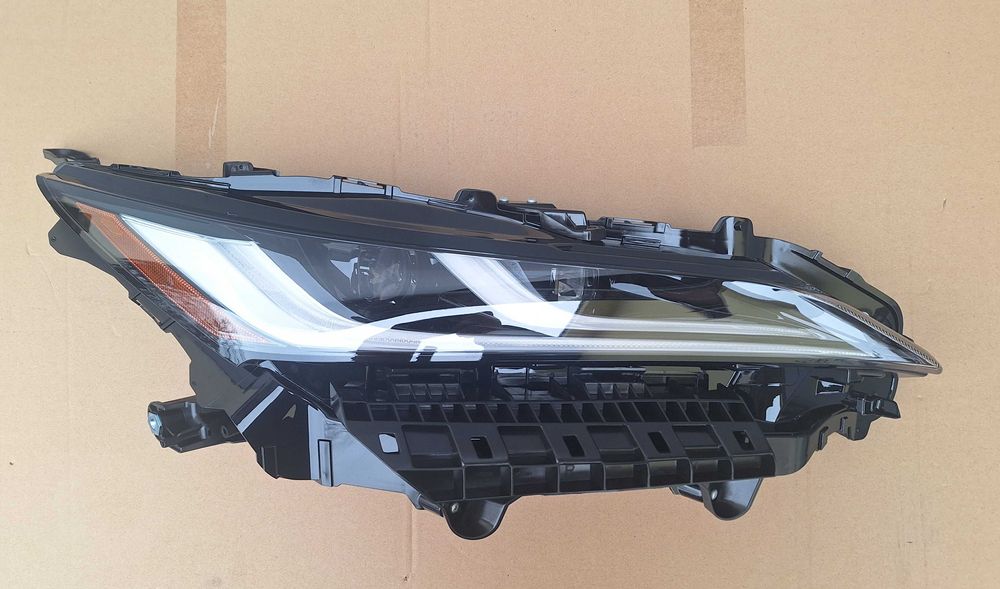 фара Toyota Venza 2022 2023 2024 2025 Тойота Венза