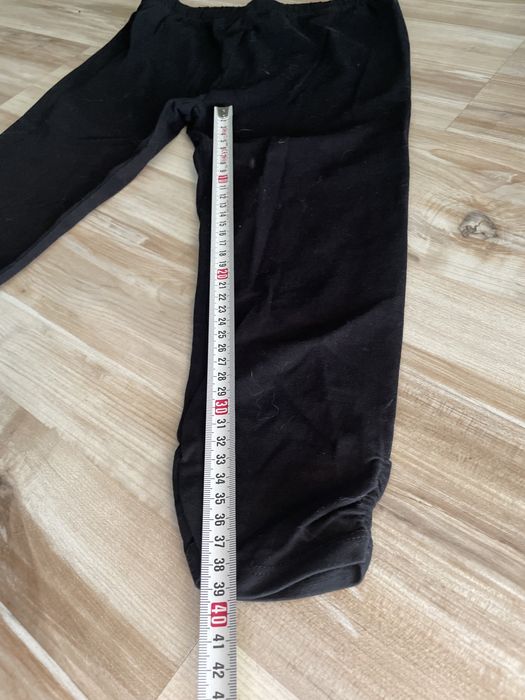 Legginsy czarne Reserved 146