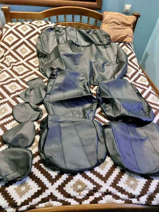 Авточохли універсальні