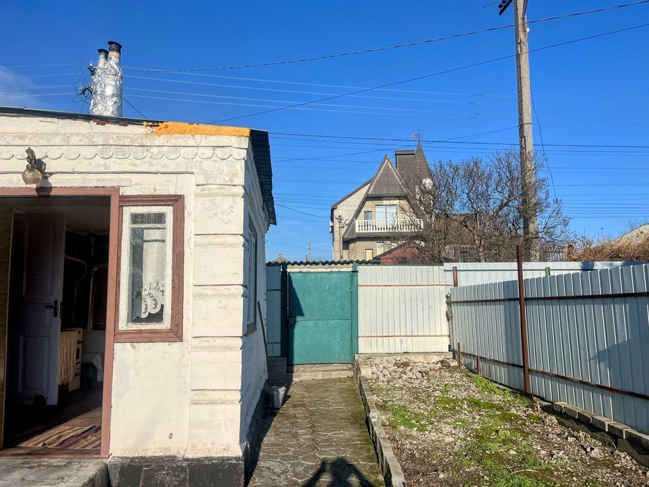 Продам ДВА Дома на участке, ул. ПЕРЕДОВАЯ, АТБ