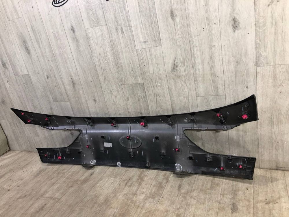 Крышка багажника Kia Ceed 3 ( 2018 - 2021 г.) накладка ляда