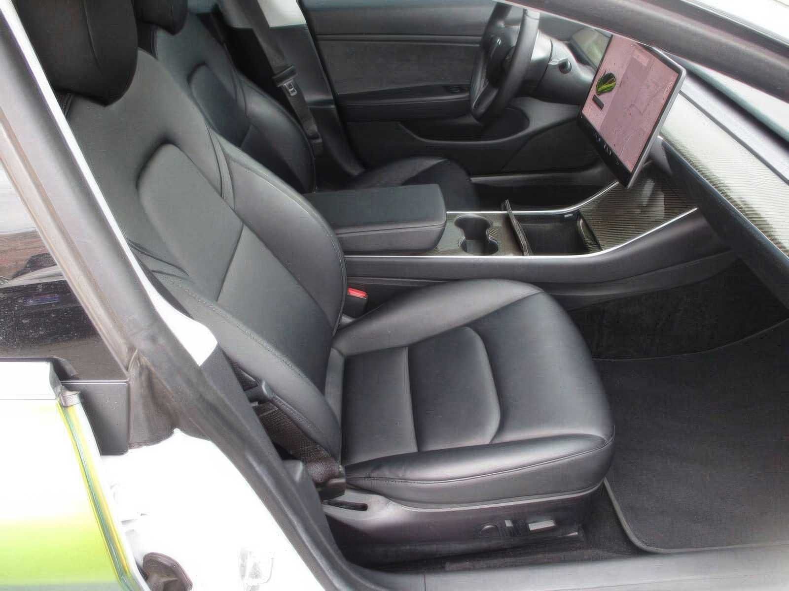2020 Tesla Model 3 Performance