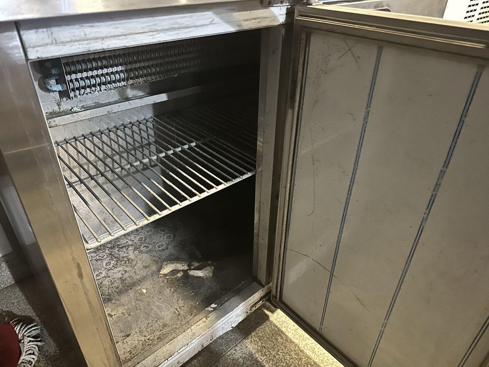 Balcao refrigerado - ideal para cafe ou pastelaria! Ler descricao