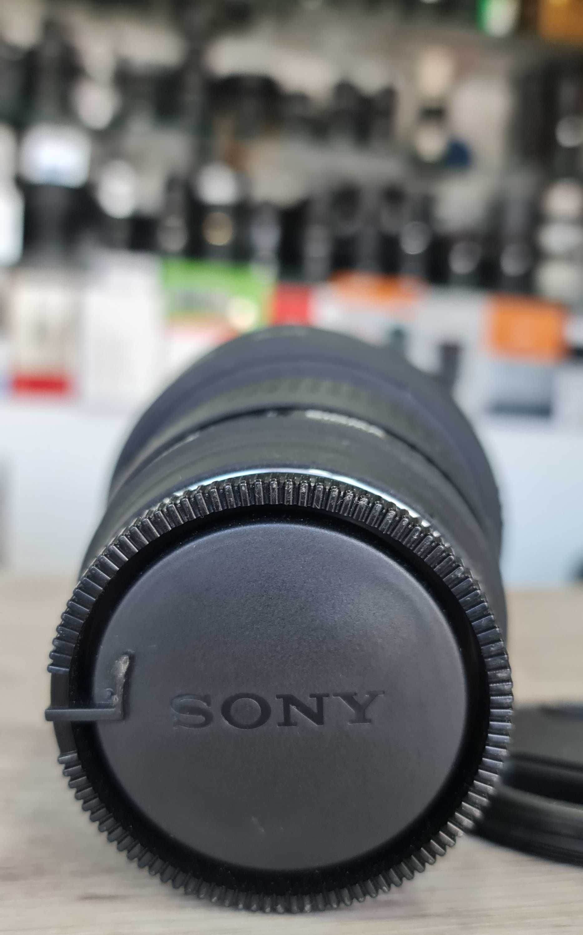 Sony / Sigma 28mm 1.8D para Sony A-Mount em extado excelente