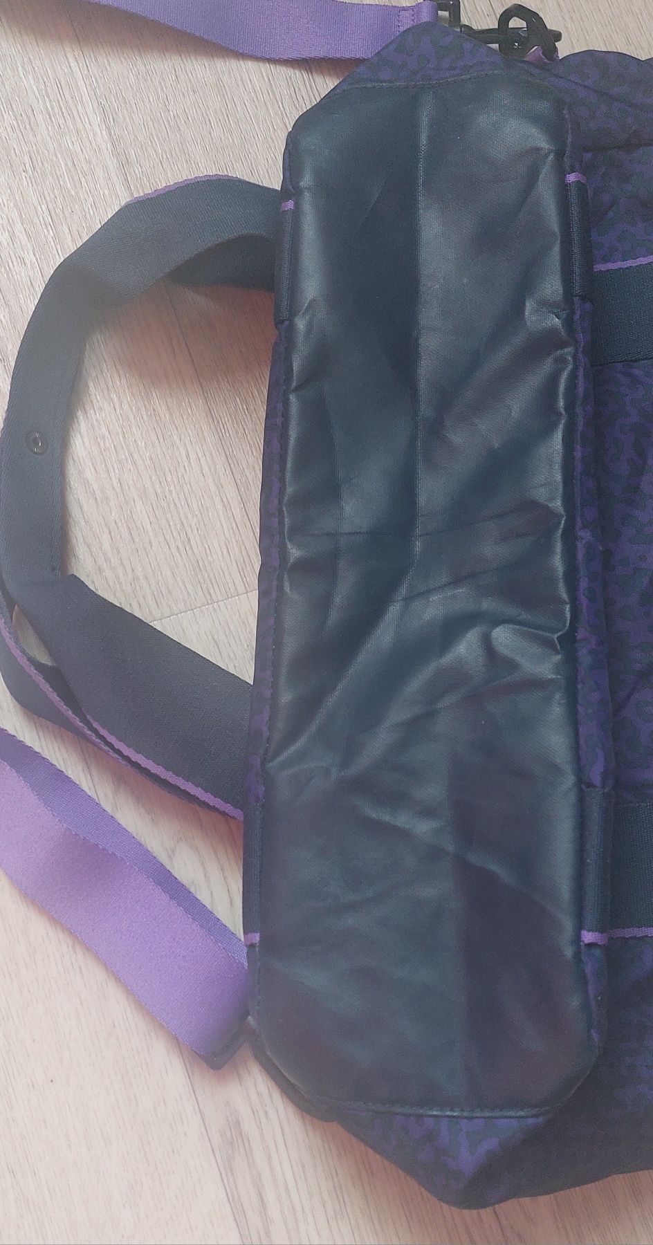 Сумка б/у женская Nike 15L