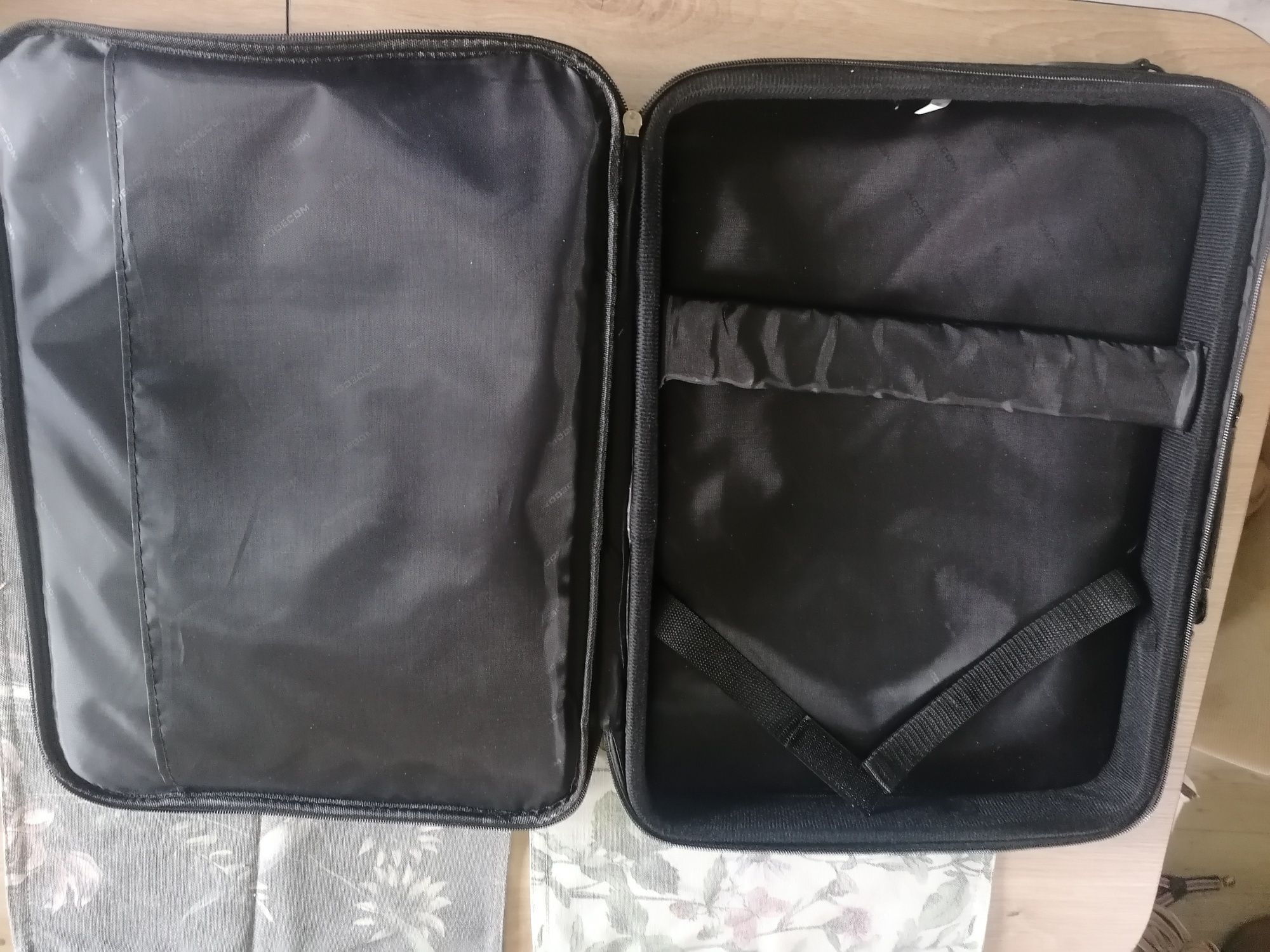 Sprzedam nową torbę na laptopa