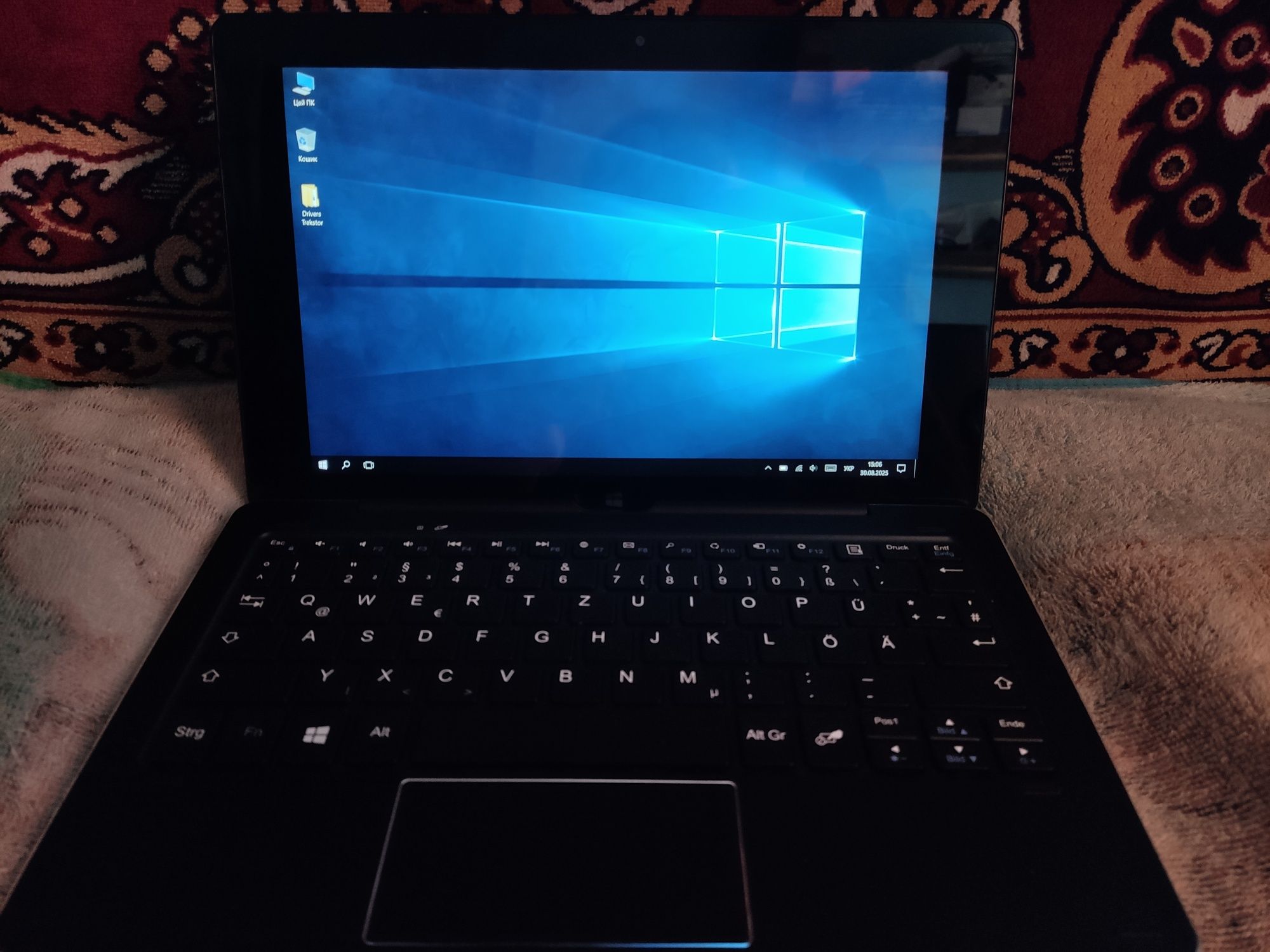 Планшет трансформер Trekstor Surftab duo w1 10.1