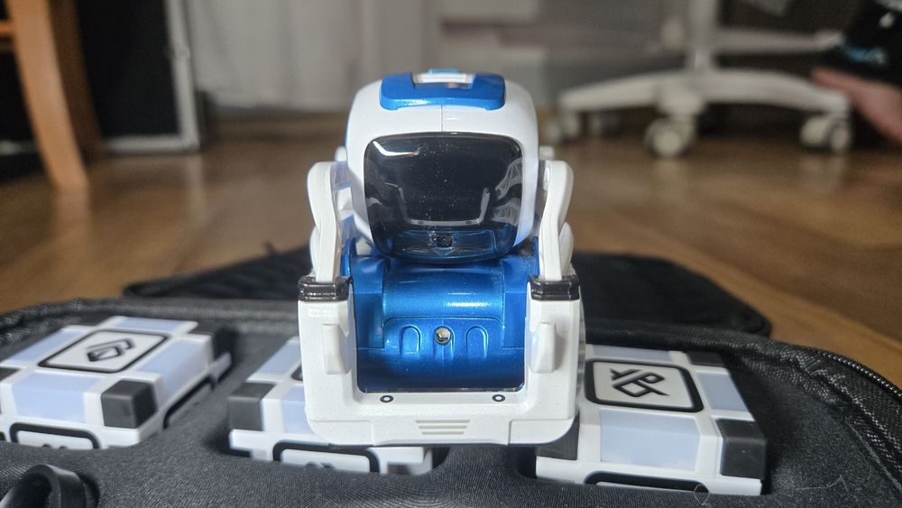 Лимитированная версия робота Cozmo Anki (синий)