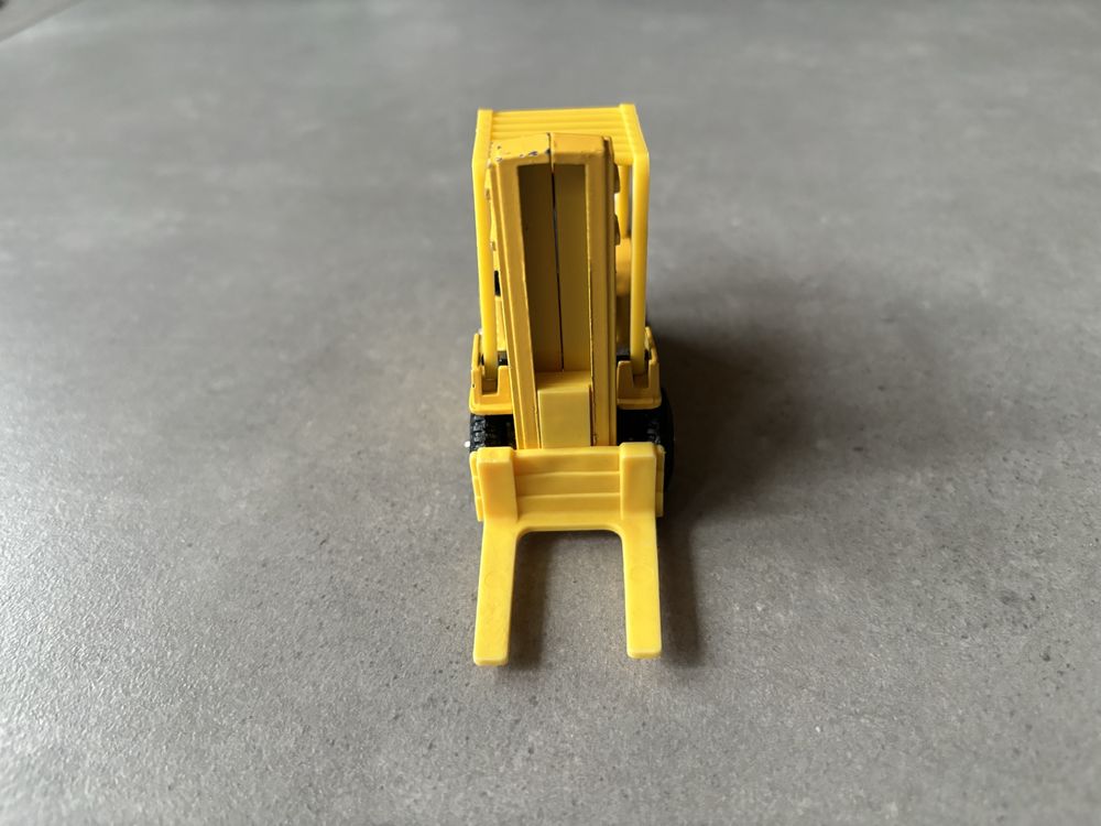 Model Corgi 1/32 Wózek Widłowy Allis-Chalmers ACP 60 made in Singapore