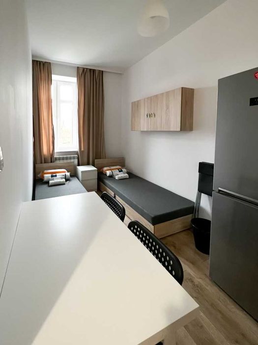 Kwatery pracownicze w samym centrum. Z parkingiem. Tylko 5 lub 6 osób!