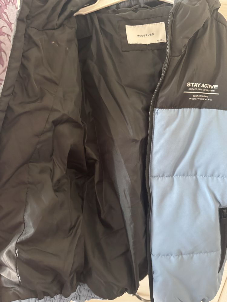 Нова куртка Reserved 122