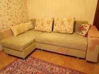 Мягкий угловой диван раскладной с боковыми полками