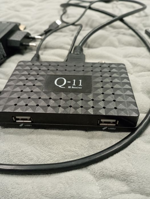 Тюнер Q-11.   .    .