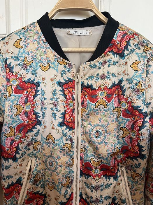 Blusão vintage de cetim