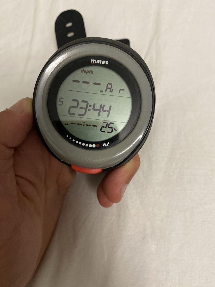 Contador de mergulho Mares