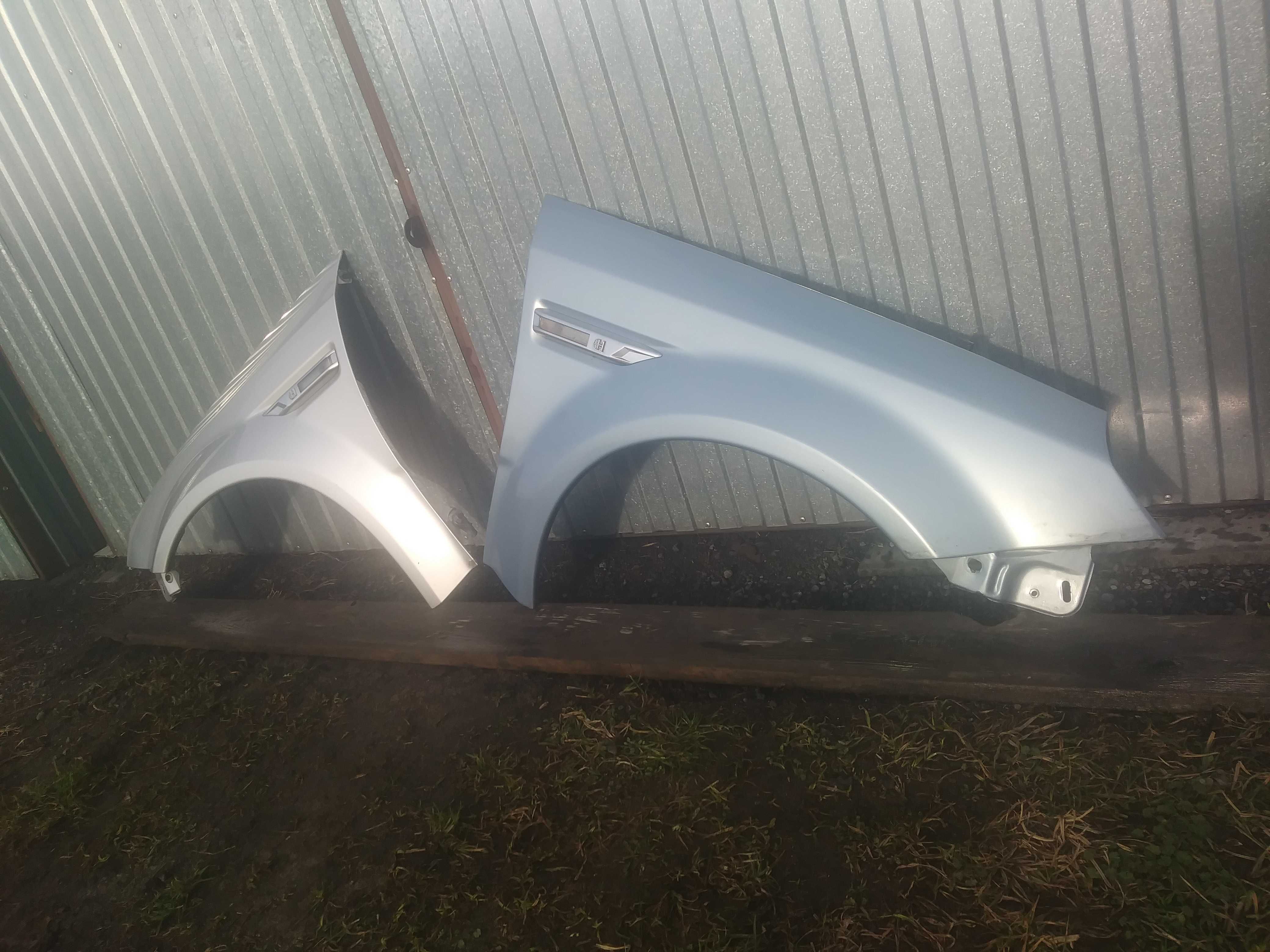 Opel Tigra 2 II Błotnik lewy przód srebrny Z157 prawy Z21C