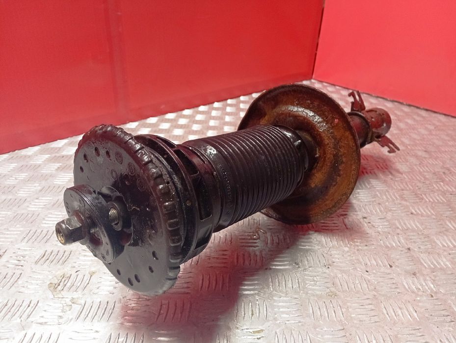 Стойка передня Рено Мастер 3 ліва права стійка амортизатора Master 3