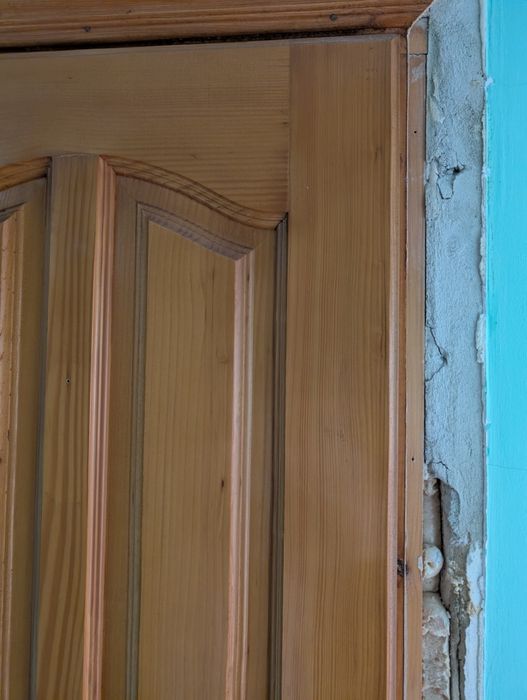 Двері дерев'яні бу