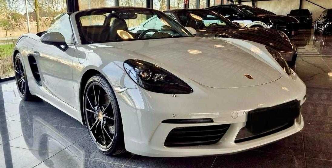 Porsche 718 Boxster 2.0 T / Sport-Chrono / BOSE / camera / Bi-Xenon