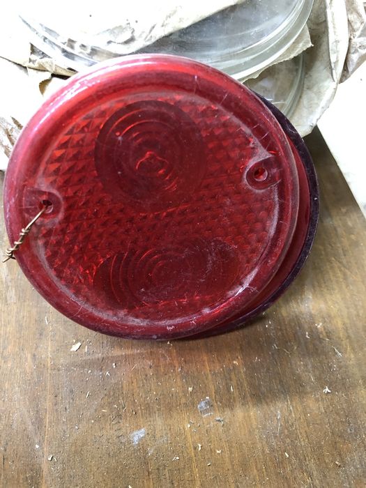 Скло фар   Оригінал. Дг-105,фг-16