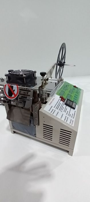 Vendo maquina de corte de etiquetas