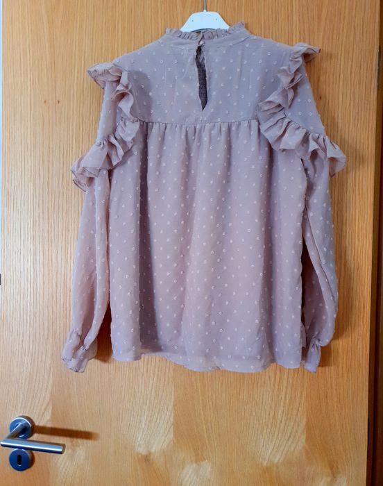 Peças de roupa, novas. Com etiqueta.