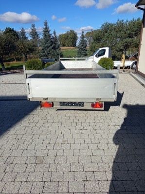 Sprzedam przyczepę samochodową  Scheubeck