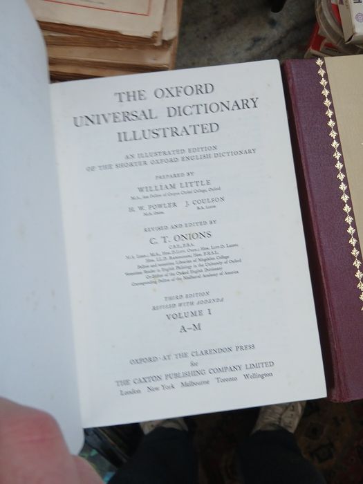 The Oxford Universal Dictionary (2 vol)