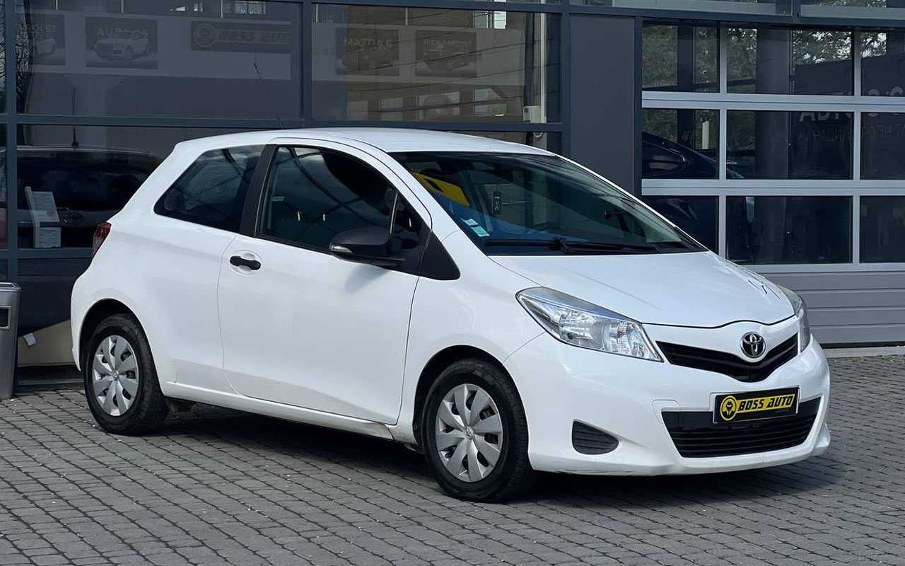 Toyota Yaris 2012