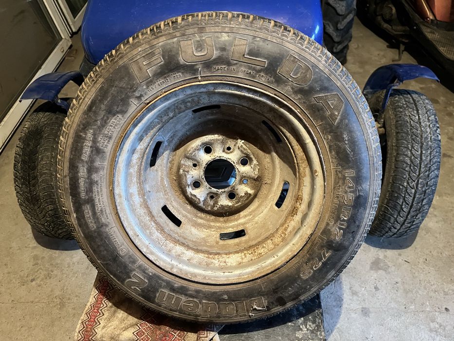 Колесо R12/145 . Диск з гумою