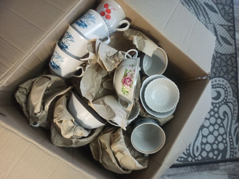 Посуд різноманітний