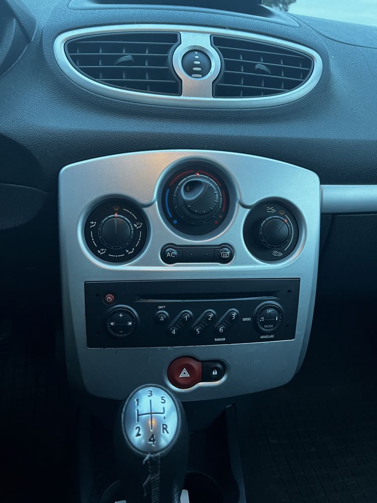 Renault Clio, 5 drzwi, czujnik cofania