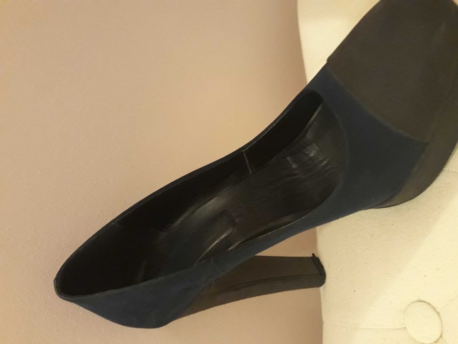 Pantofle na platformie Gino Rossi