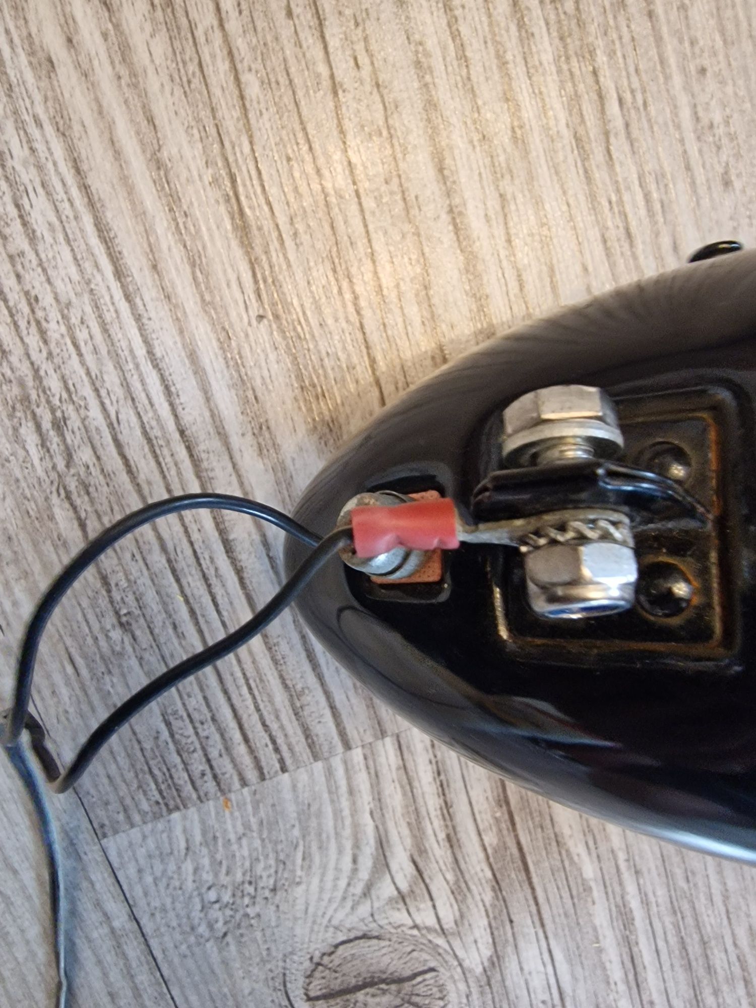 Lampka lampa rowerowa przednia pod dynamo prądnicę