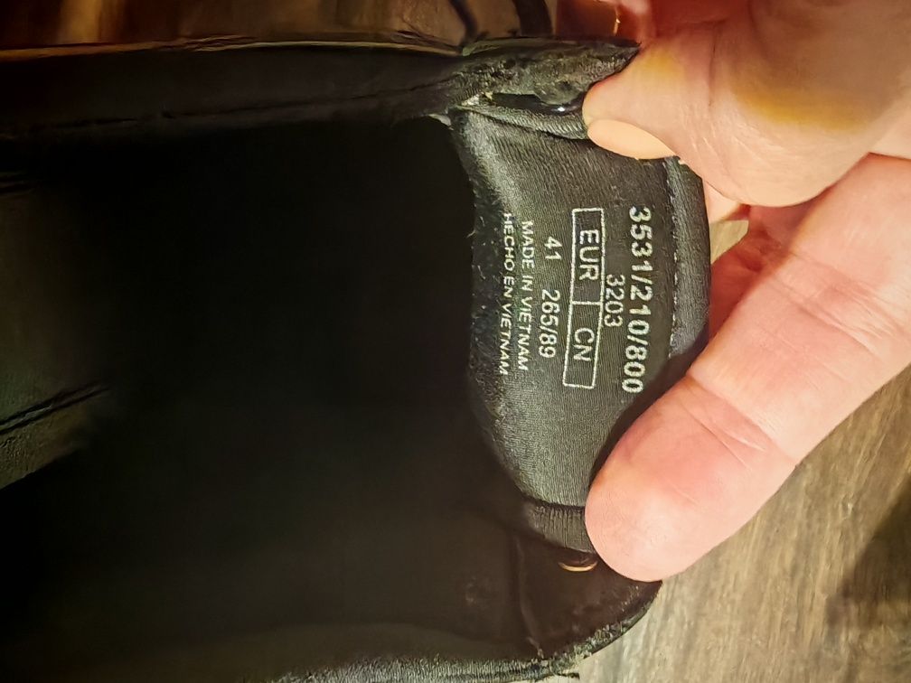 Buty Zara na traktorze r. 41