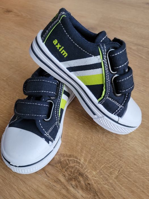 (89) Trampki firmy axim w rozmiarze 23
