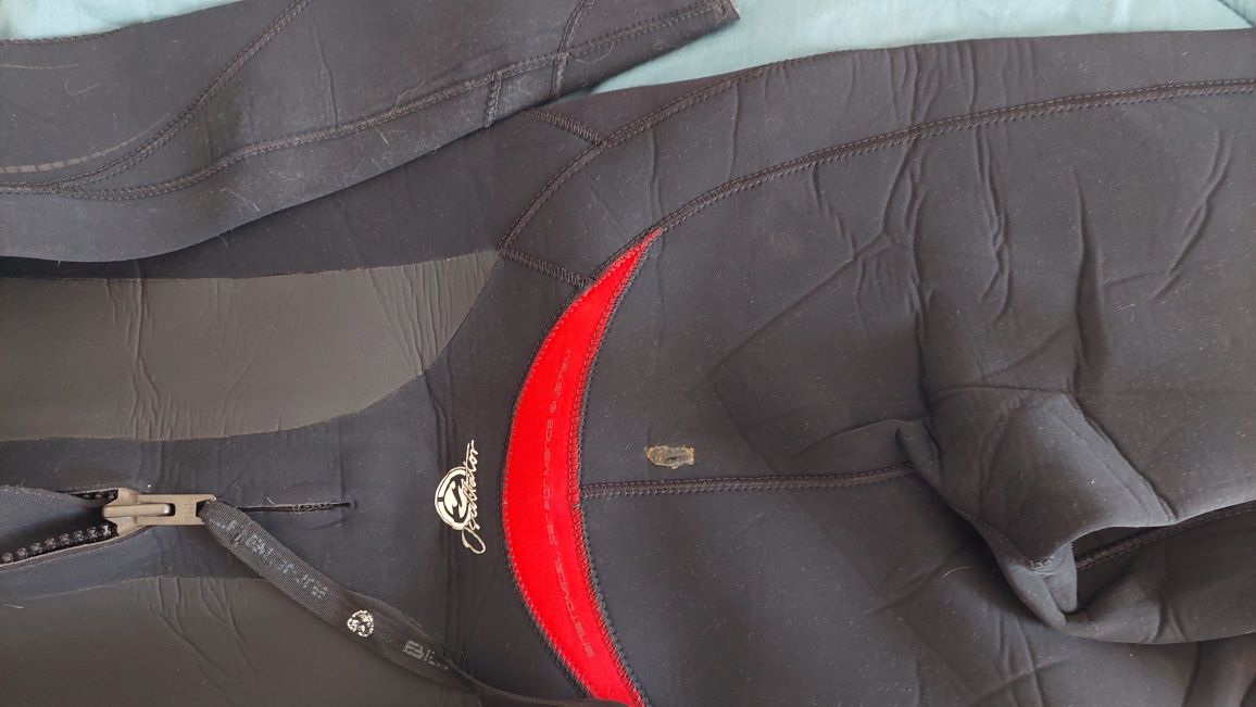 Fato de surf Billabong 14 4x3
